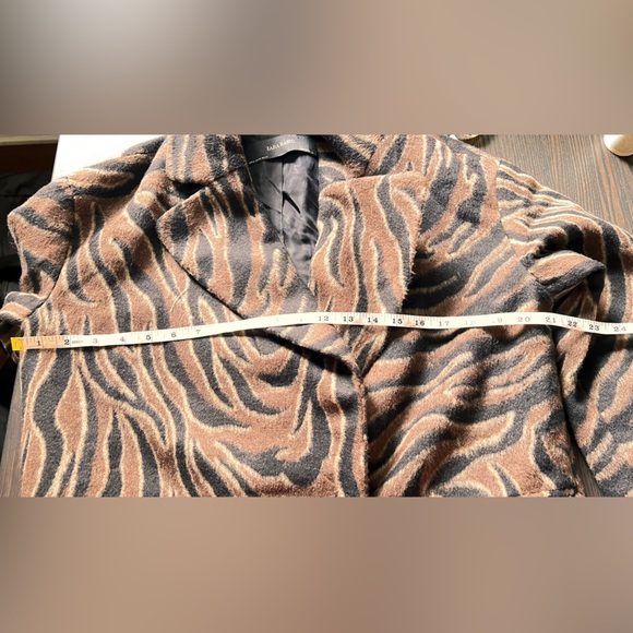Zara Zebra Print Lined Coat with Front Pockets size XS - Picture 14 of 15
